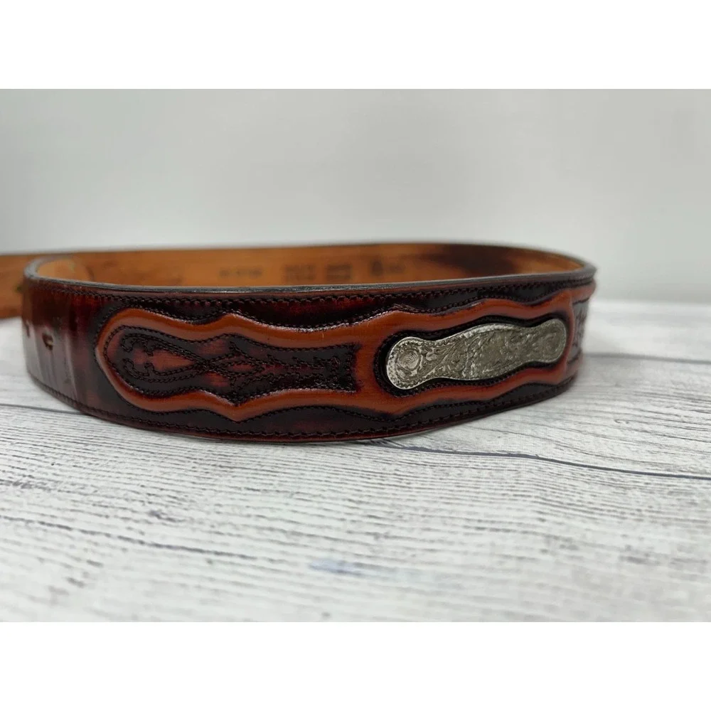 Leegin Tooled Design Concho Brown Leather Silver Buckle‎ Western Belt Size 40